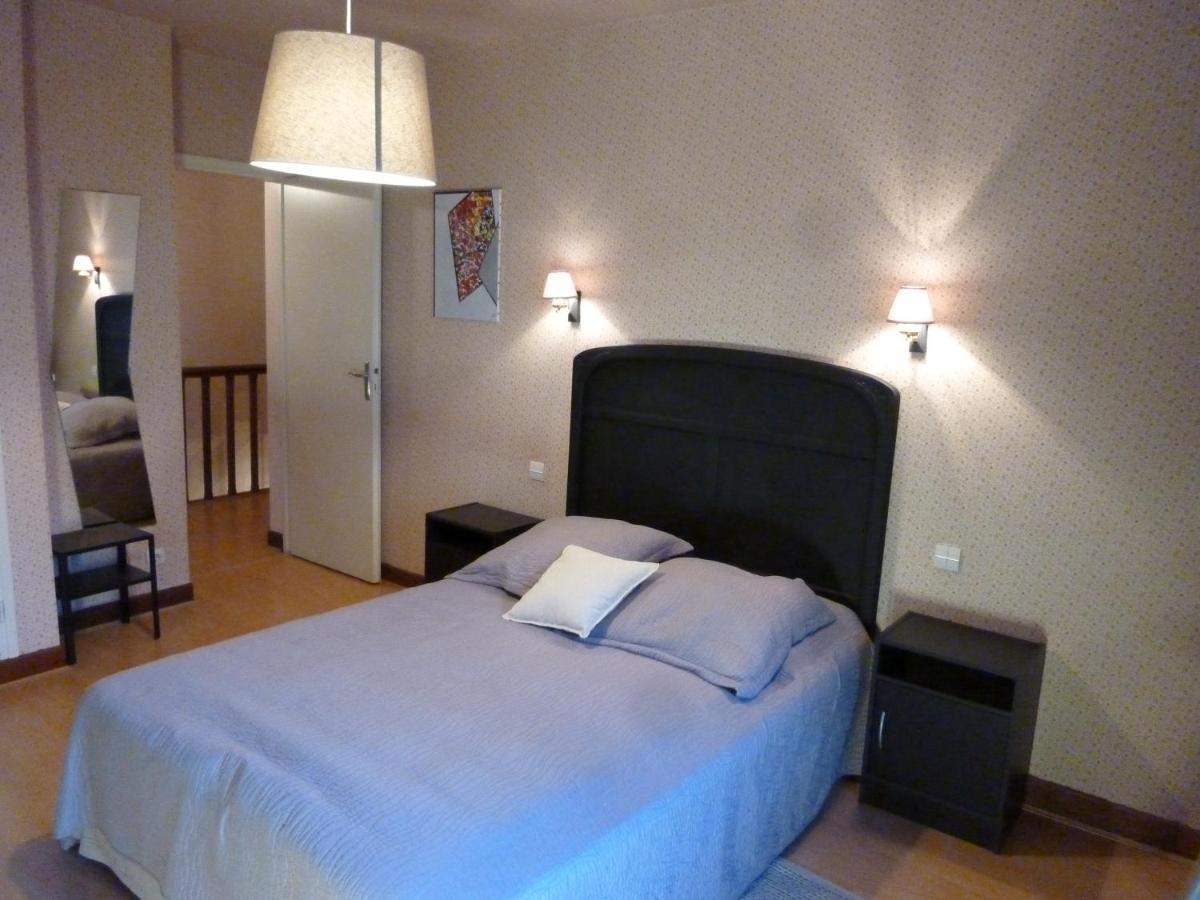 Les Millepertuis Villa Luz-Saint-Sauveur Esterno foto